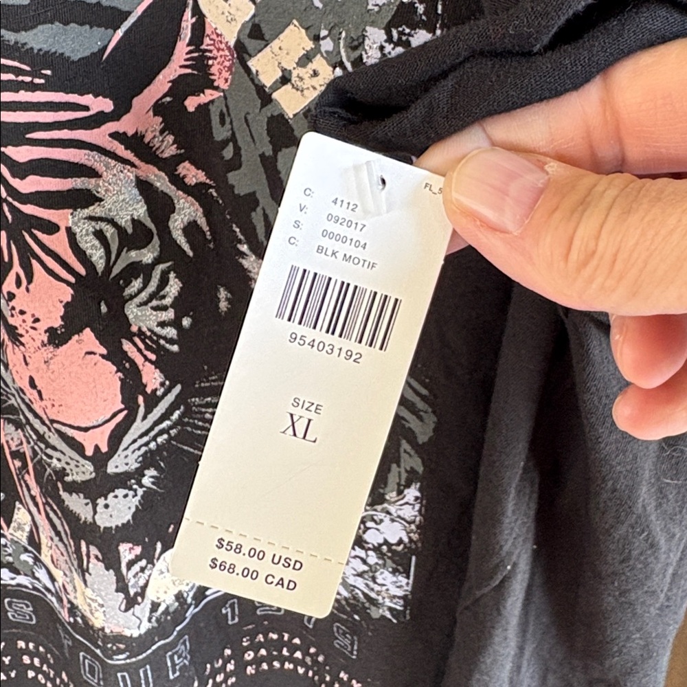 NWT Anthropologie Pilcro The Midnight Wildcats Graphic Tee Black Size XL - Picture 7 of 10